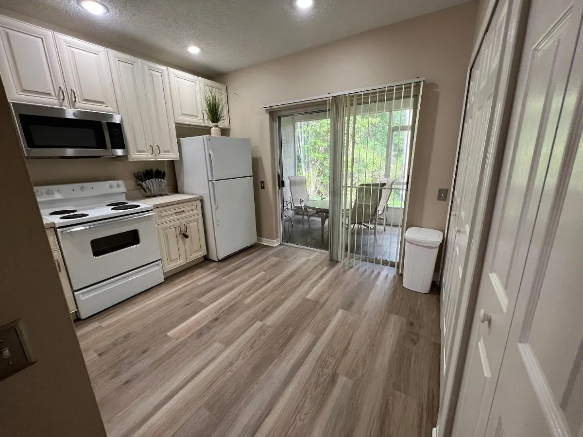 Upscale Long Stay -King Bed - Pool - Wifi - Tampa Palms - Moffitt - Gated - Pets Ok - In New Tampa By Hunters Green - Live Oak - Cory Lake Isles Area -1